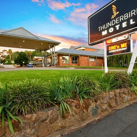 Thunderbird Motel Yass Exterior photo