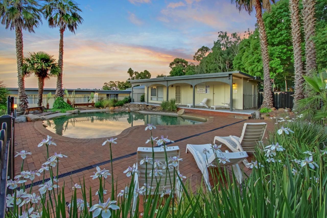 Thunderbird Motel Yass Exterior photo